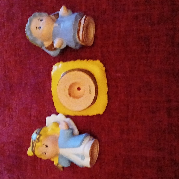 LITTLE PEOPLE NATIVITY FIGURES - Picture 2 of 9